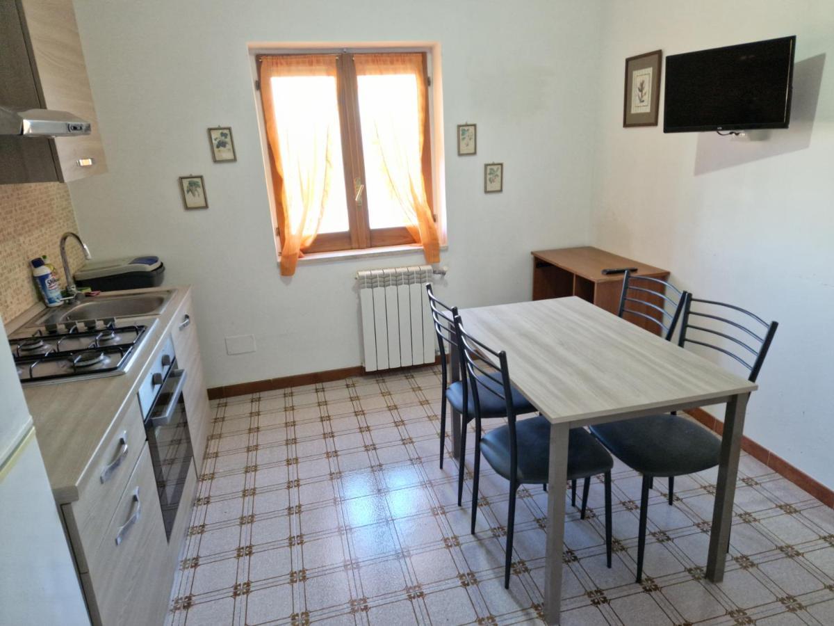 Appartamento nella campagna romana San Cesareo Esterno foto